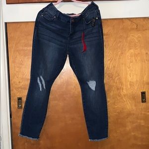 COPY - Fashion Nova Jeans